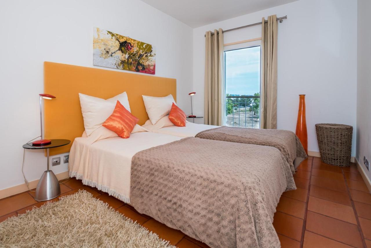 Stunning 2-Bed Penthouse In Lagos 250M From Beach 외부 사진